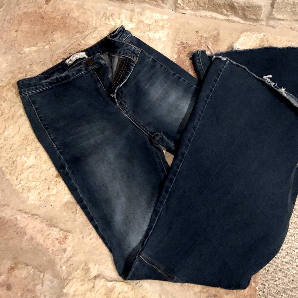 FREE PEOPLE SZ 27 JEANS BELL BOTTOM FRAY FLARE